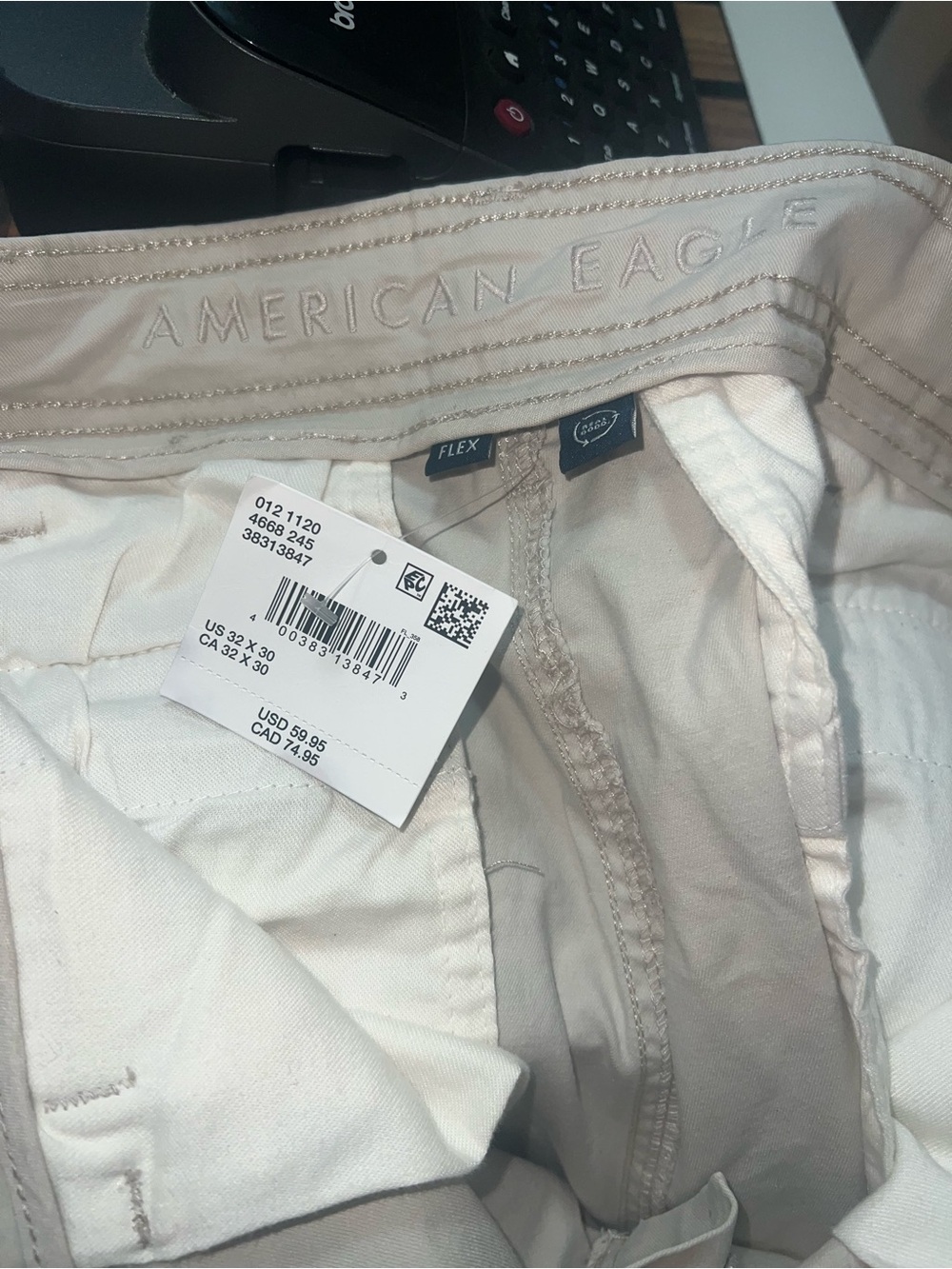 American Eagle Outfitters Men’s Slim Flex Jeans in Light Beige